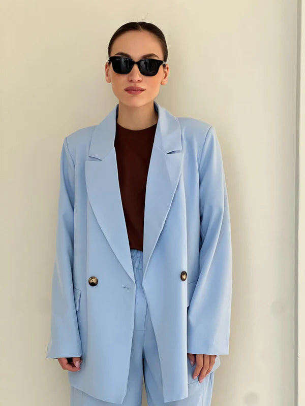 DONA - TRAJE
