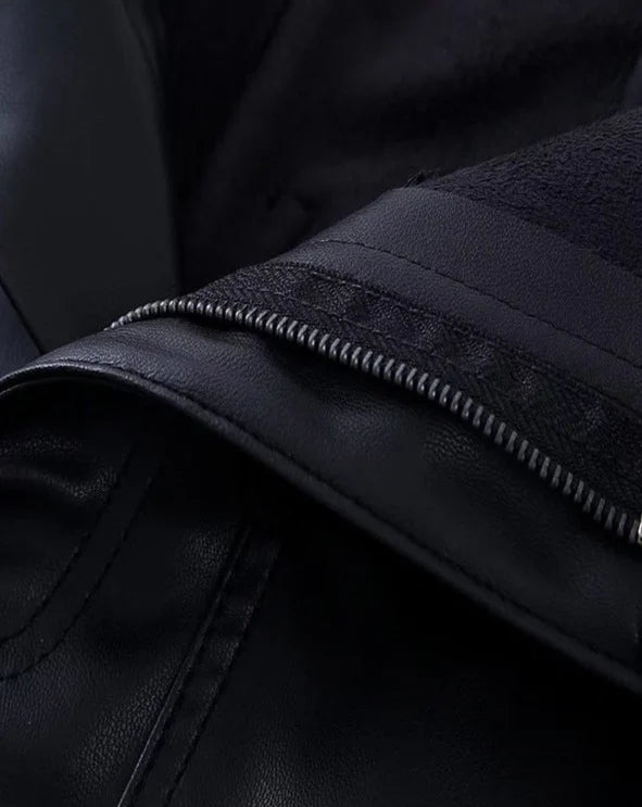 PANTALONES DE CUERO