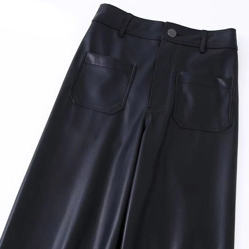PANTALONES DE CUERO