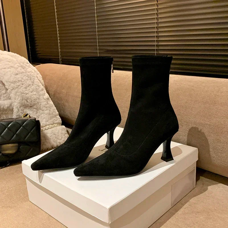 JENESIS - BOTAS