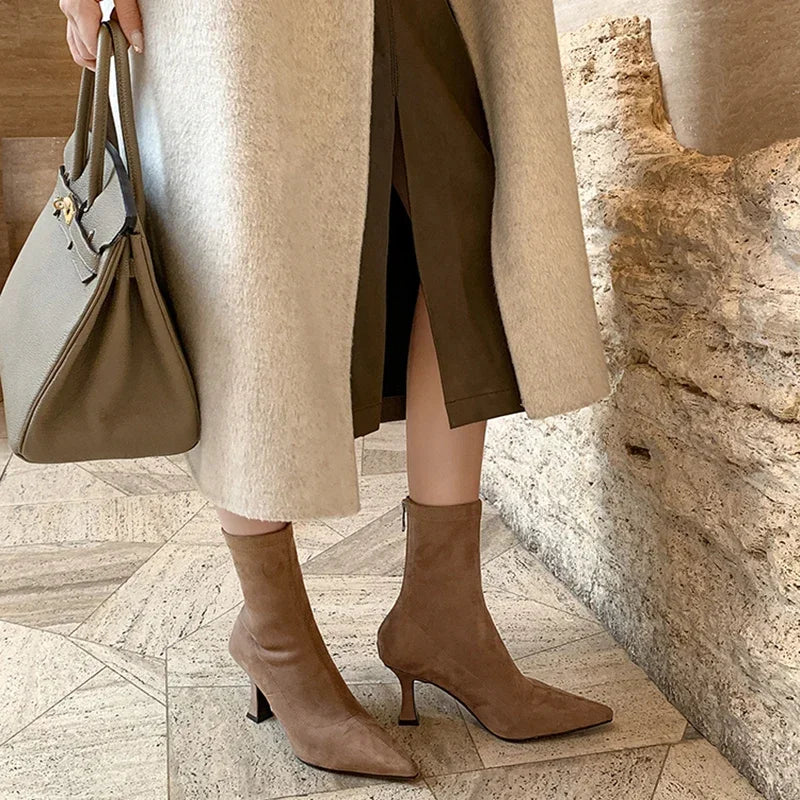 JENESIS - BOTAS